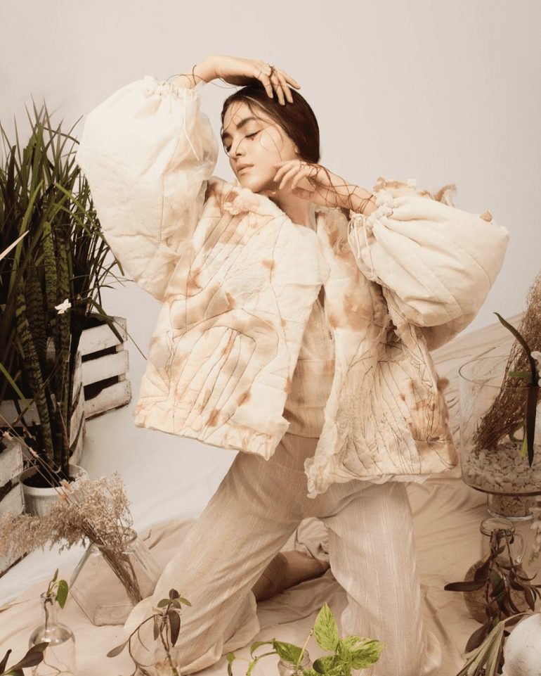 a mí que me llamen bruja