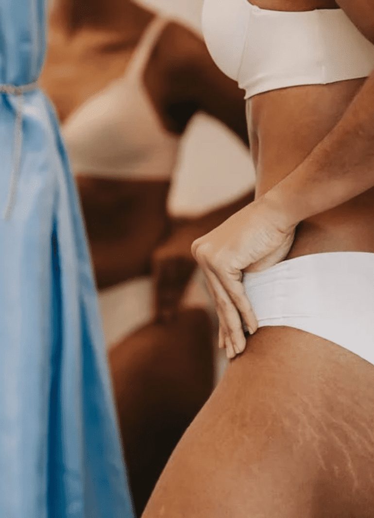 Modélame así.. dame ahora tu mejor pose, pose, pose.