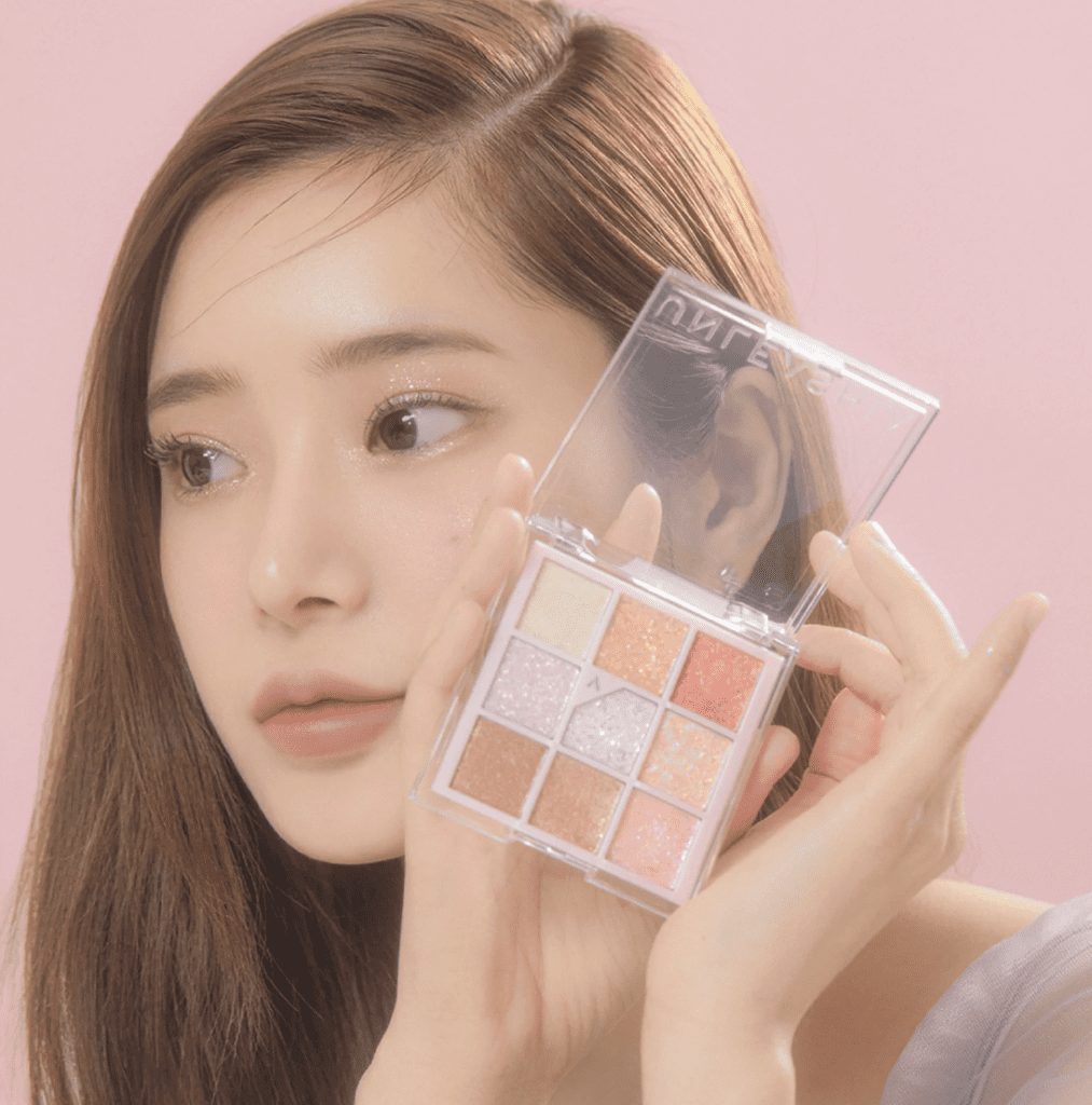 Maquijalle con Momiji Glitterpedia Eye Palette