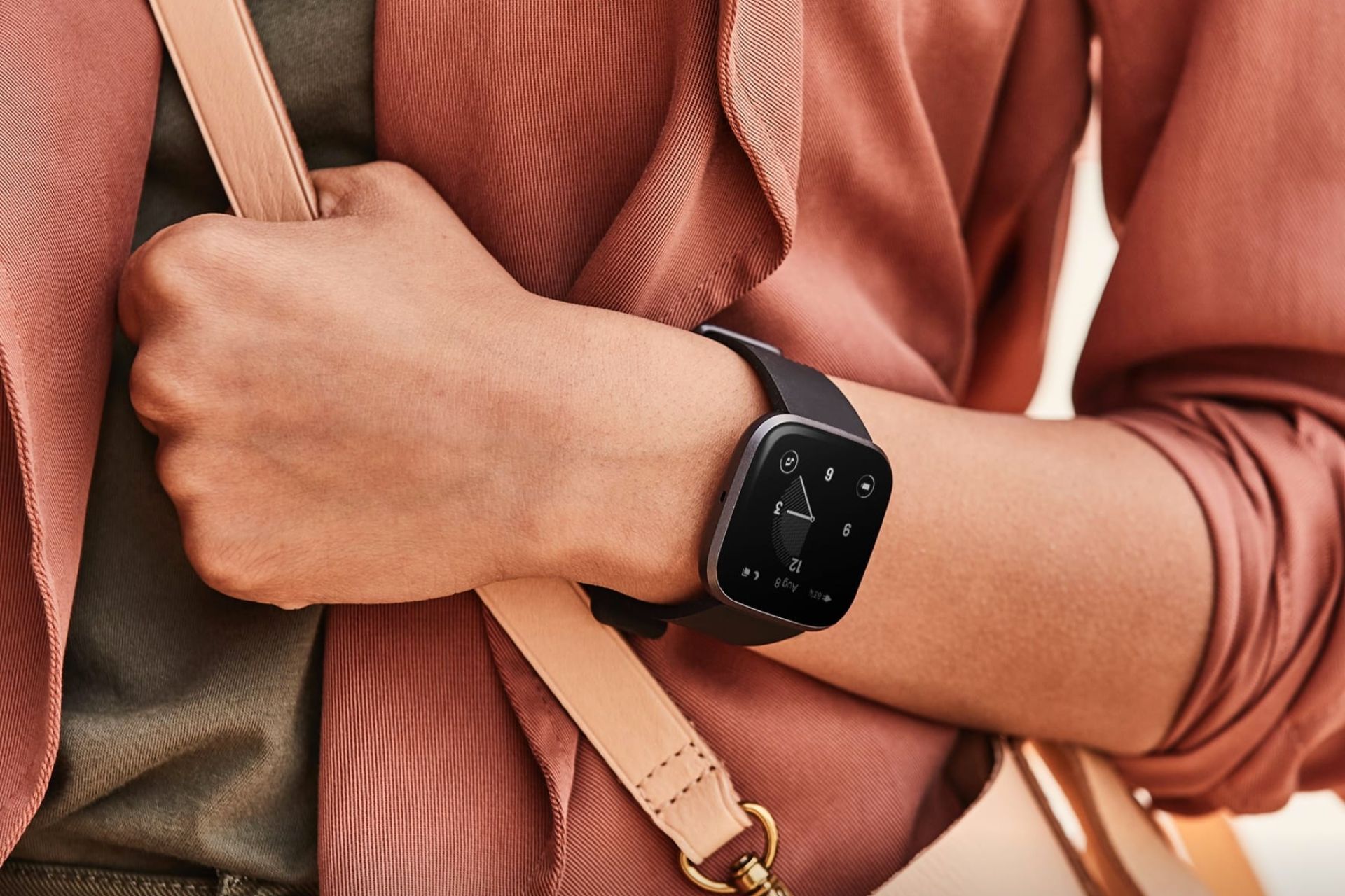 Fitbit Versa 4